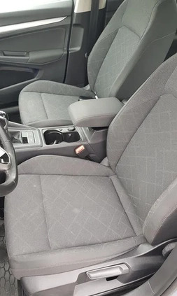Volkswagen Golf cena 64700 przebieg: 204789, rok produkcji 2020 z Polanów małe 232